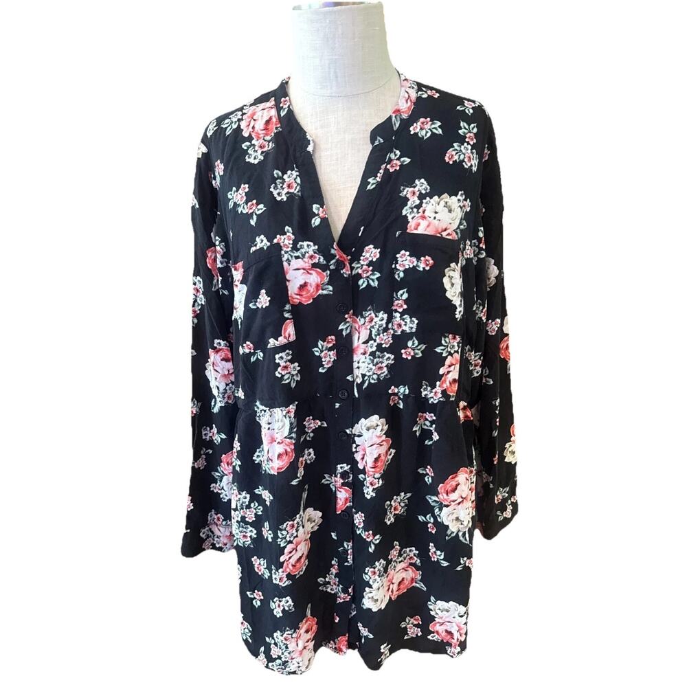 Torrid Blouse Top Womens Size 3 3x. Black Pink Floral Long Sleeve Button Down - Picture 3 of 7